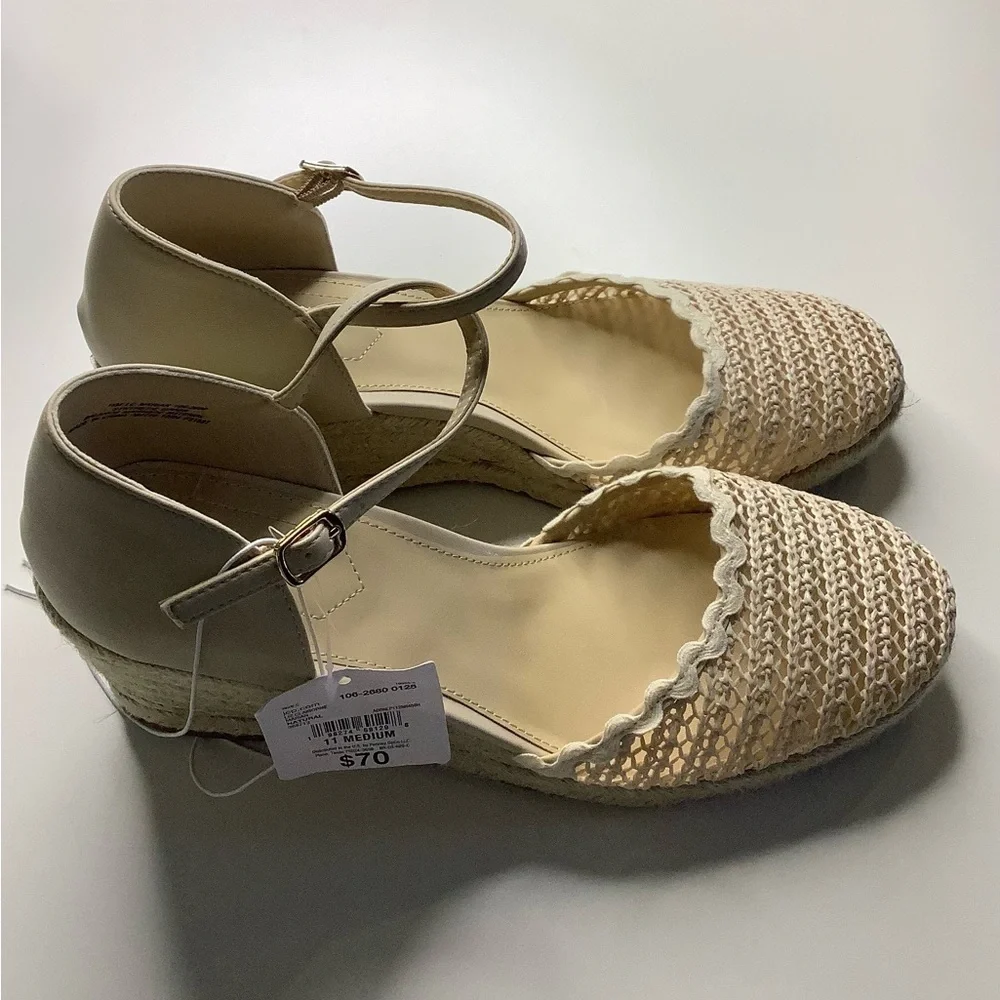 Liz Claiborne Size 11 Women’s Marian Wedge Sandals. New With Tags.